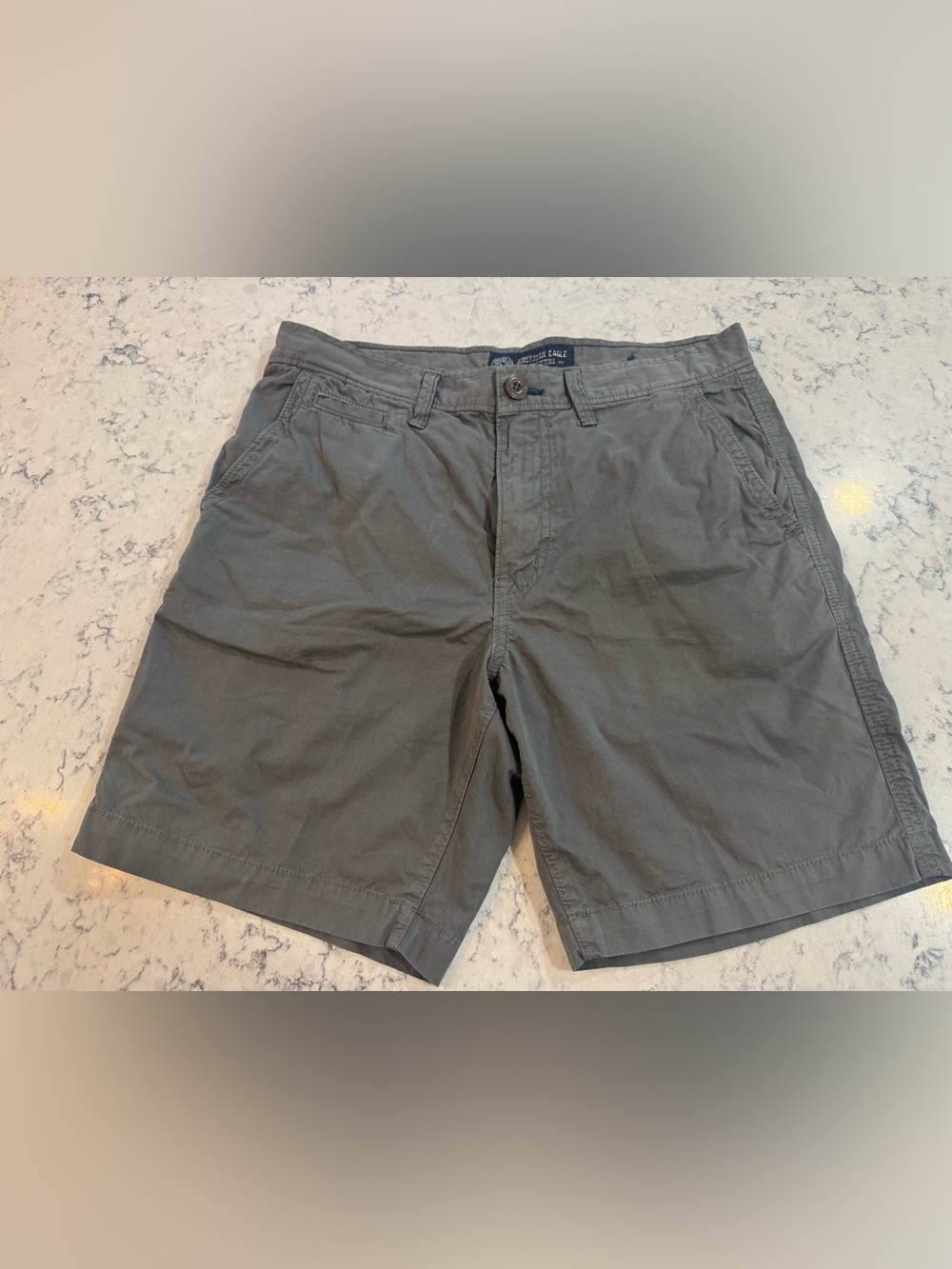 Vintage Men's Gray Casual Chino Shorts by American Eagle Size 32